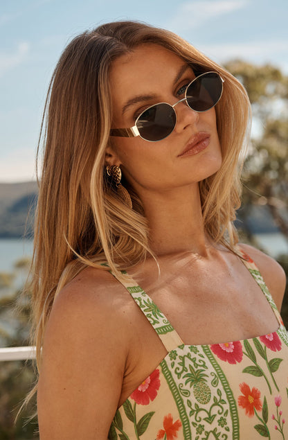 Cellyn Round Metal Oval Sunglasses in Green