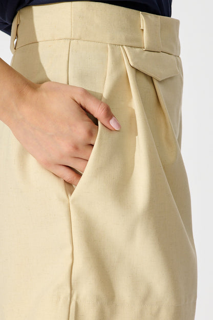 Leonora Short in Beige Linen Blend