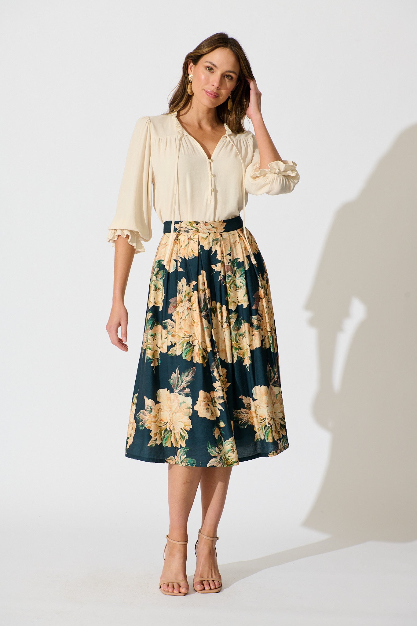 Bonnie Top in Ivory Linen Blend