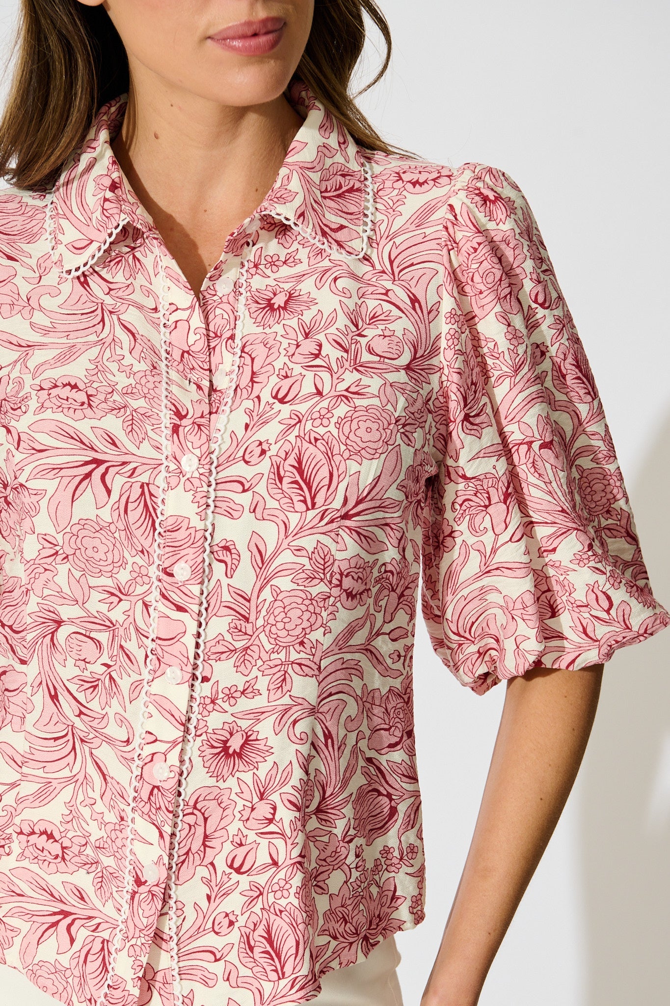 Azami Shirt in White with Pink Floral