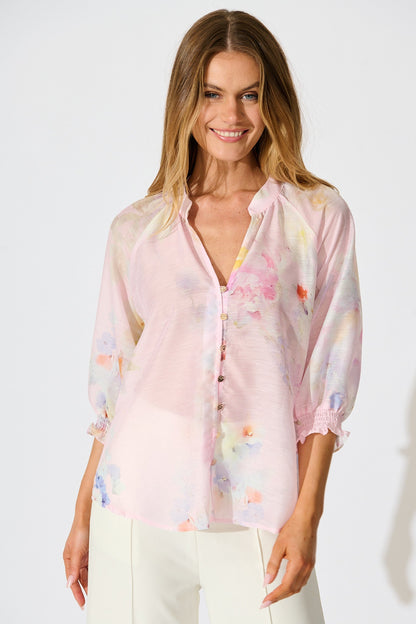 Martisha Top in Light Pink Floral