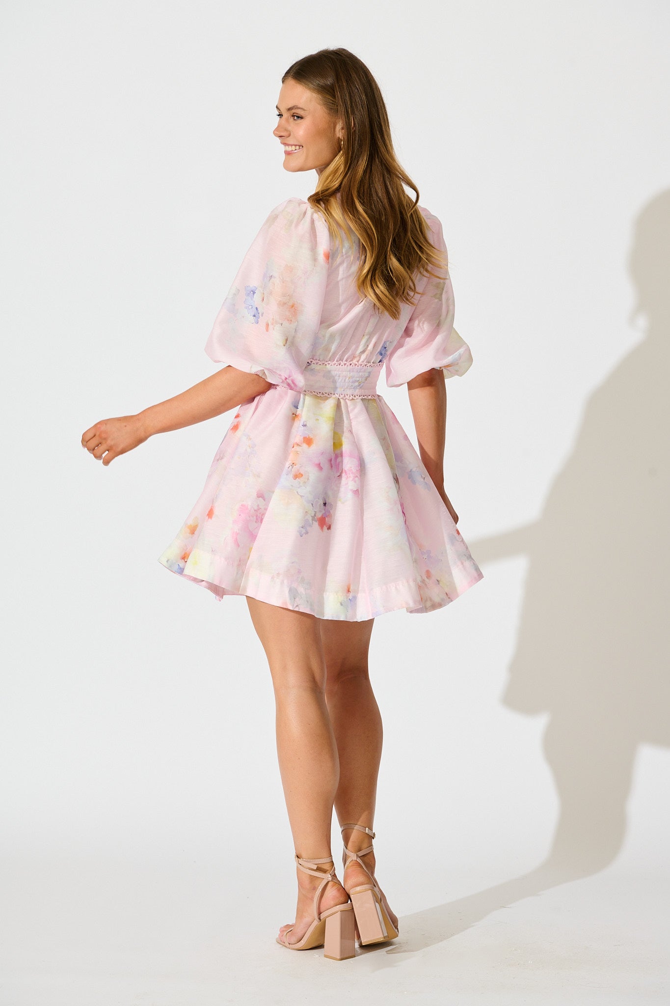 Zoeva Dress in Light Pink Floral