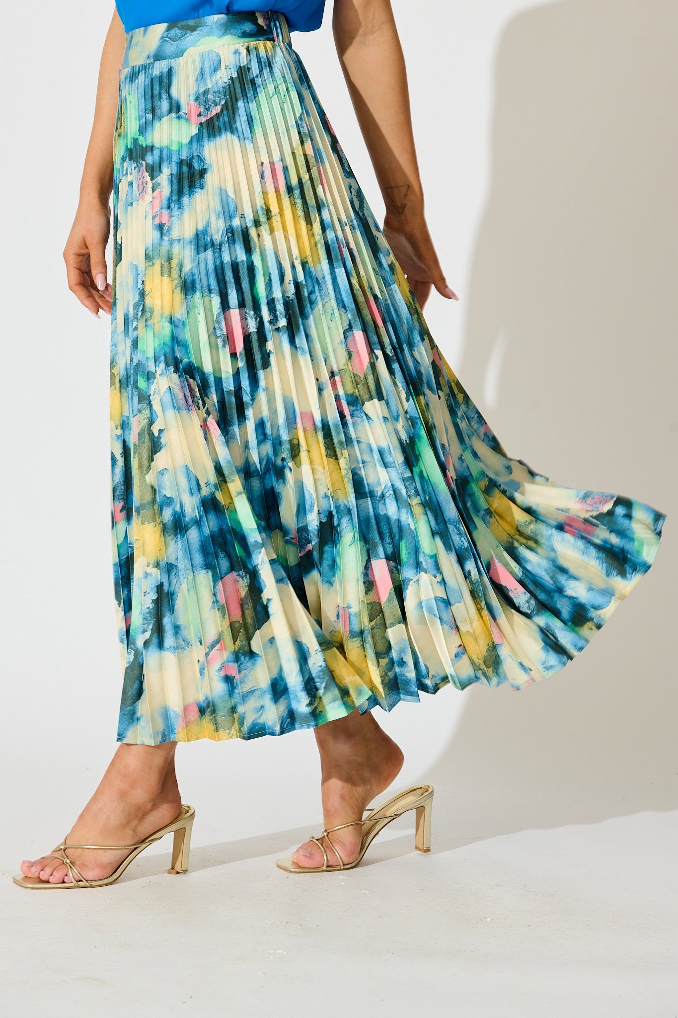 Allison Midi Pleat Skirt in Blue Multi Watercolour Satin