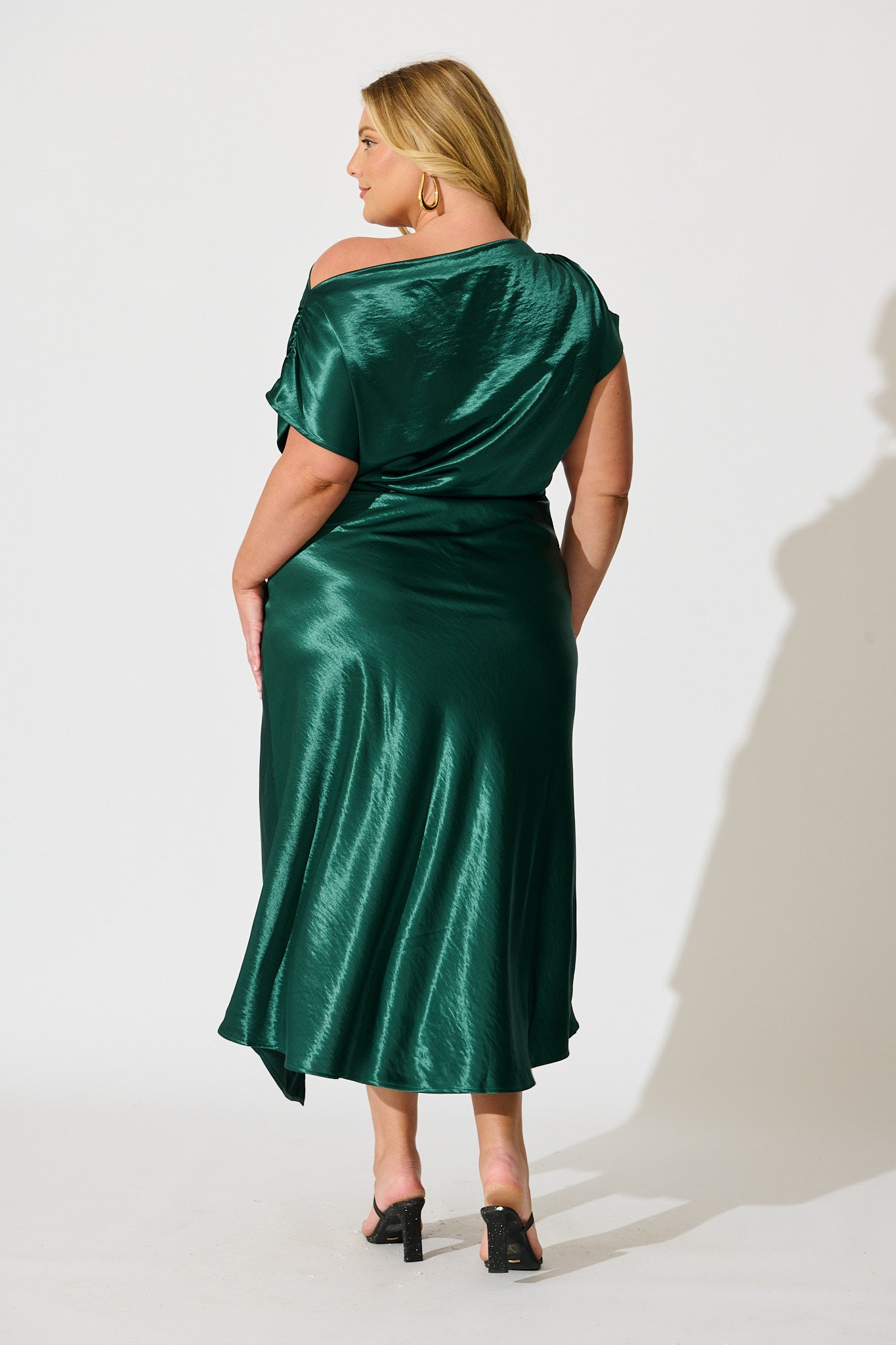 Satin Glow Off Shoulder Maxi Dress in Emerald Satin