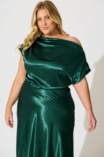 Satin Glow Off Shoulder Maxi Dress in Emerald Satin