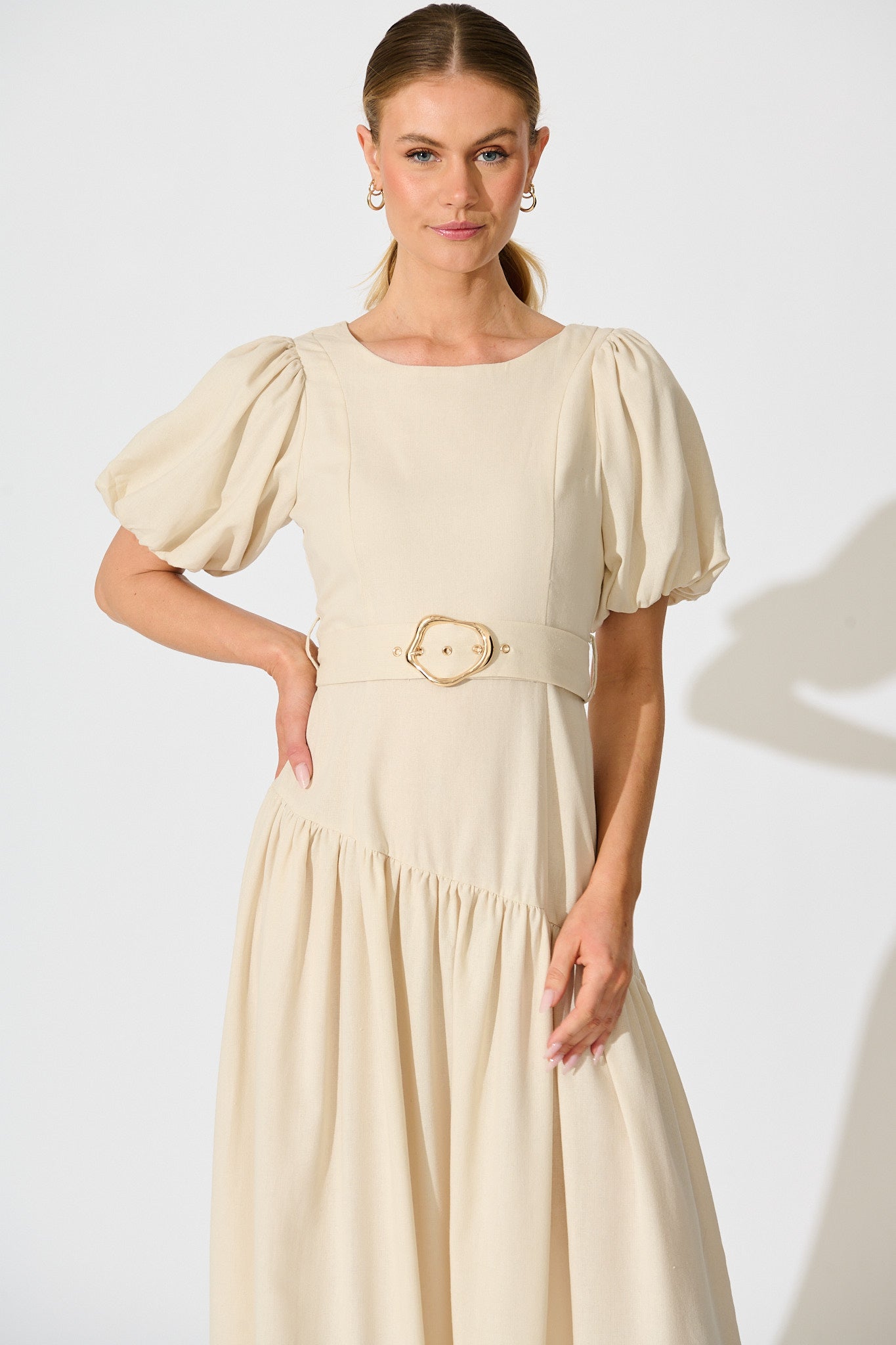 Isleen Maxi Dress in Oatmeal Linen Blend