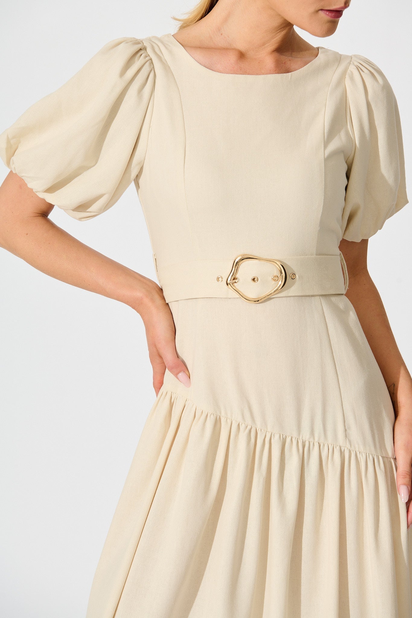 Isleen Maxi Dress in Oatmeal Linen Blend