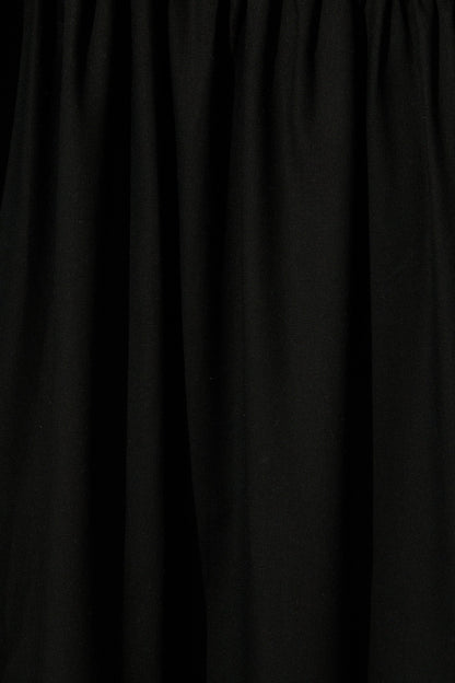 Isleen Maxi Dress in Black Linen Blend