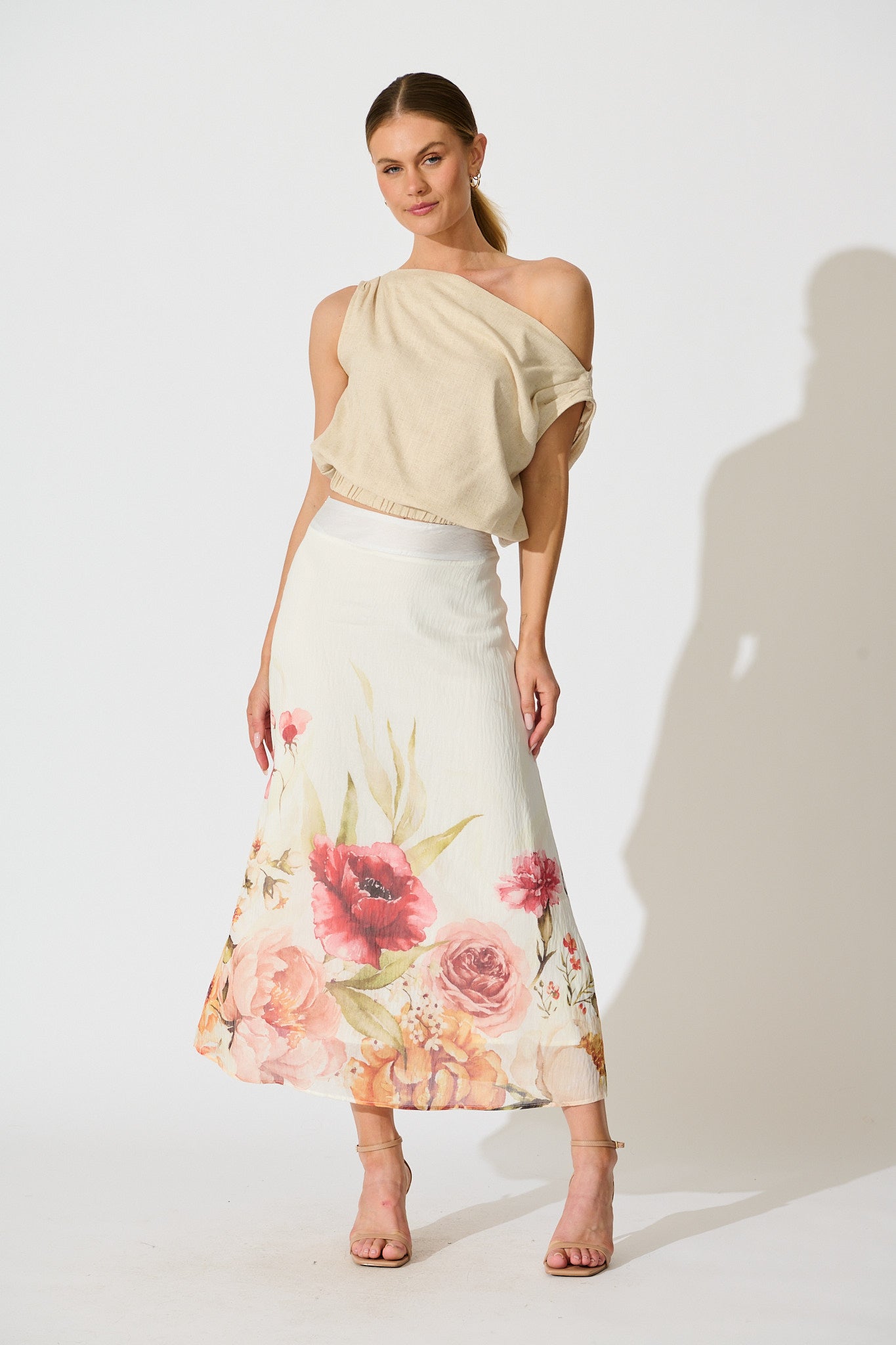 Faelina Maxi Skirt in White with Floral Print Linen Blend