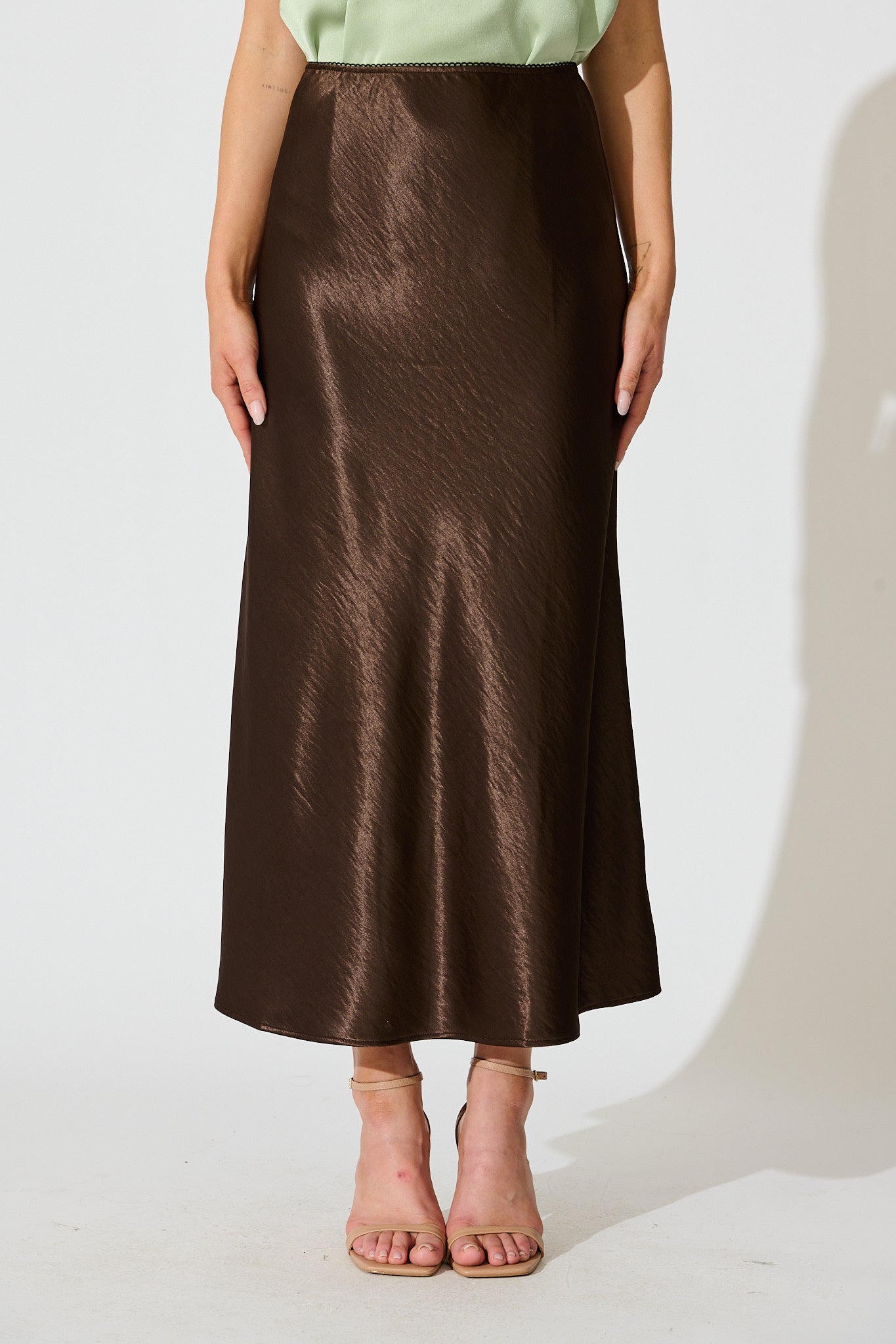 Satin Poise Midi Skirt in Chocolate