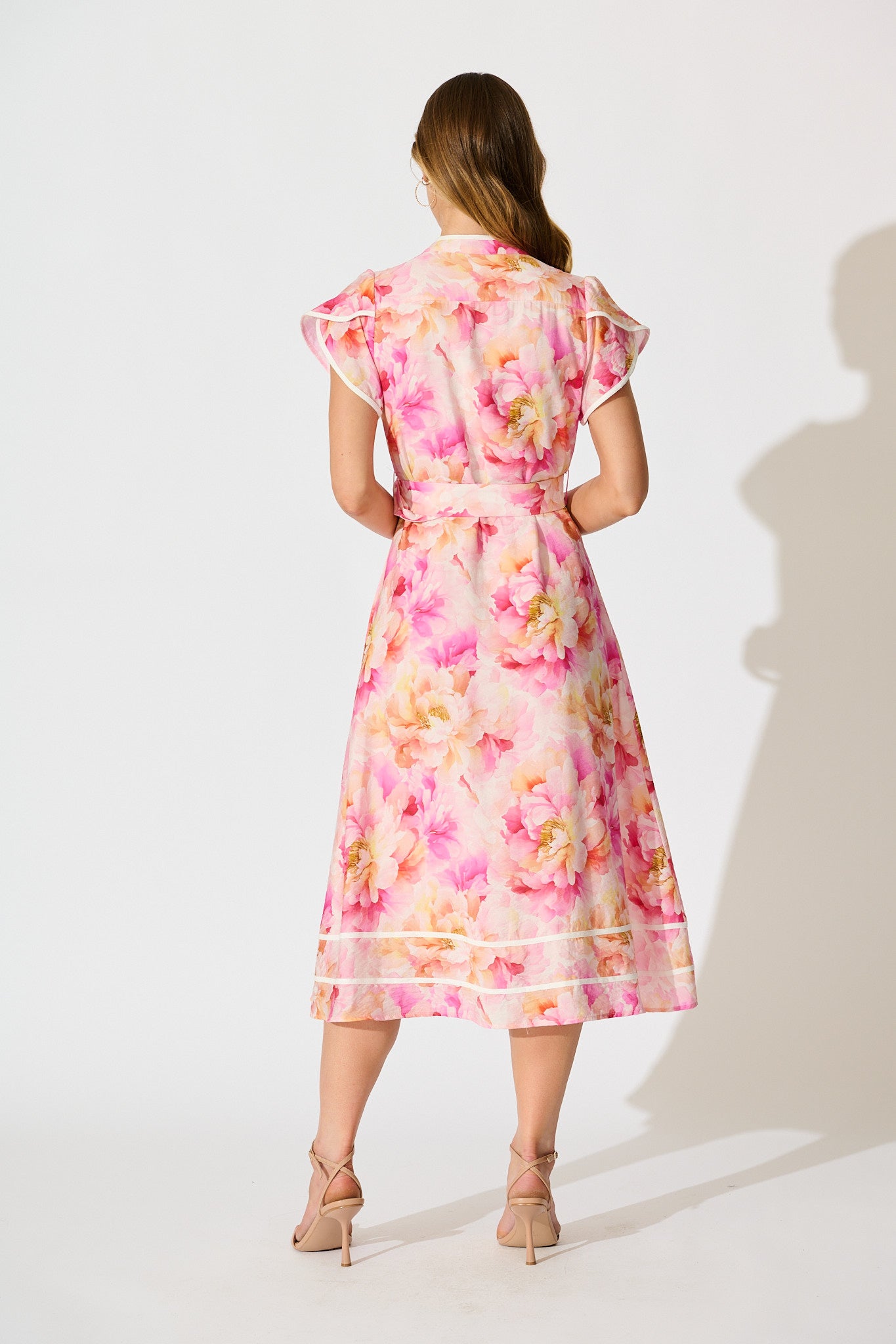 Jovanni Midi Dress in Pink Floral